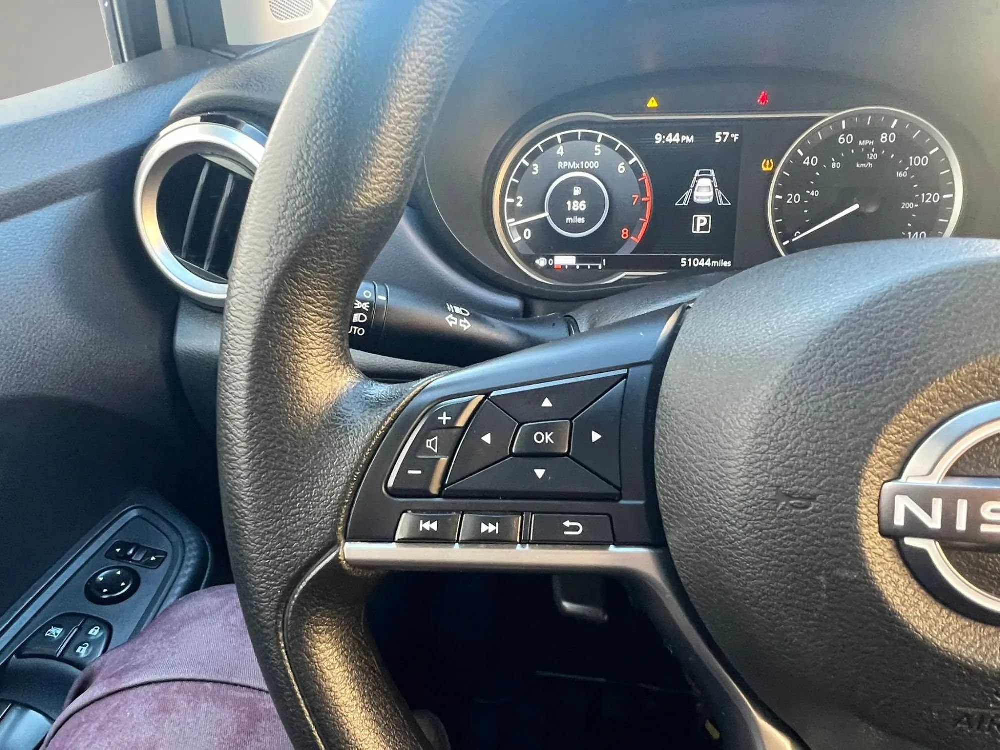 Used 2023 Nissan Versa SV FWD image 19