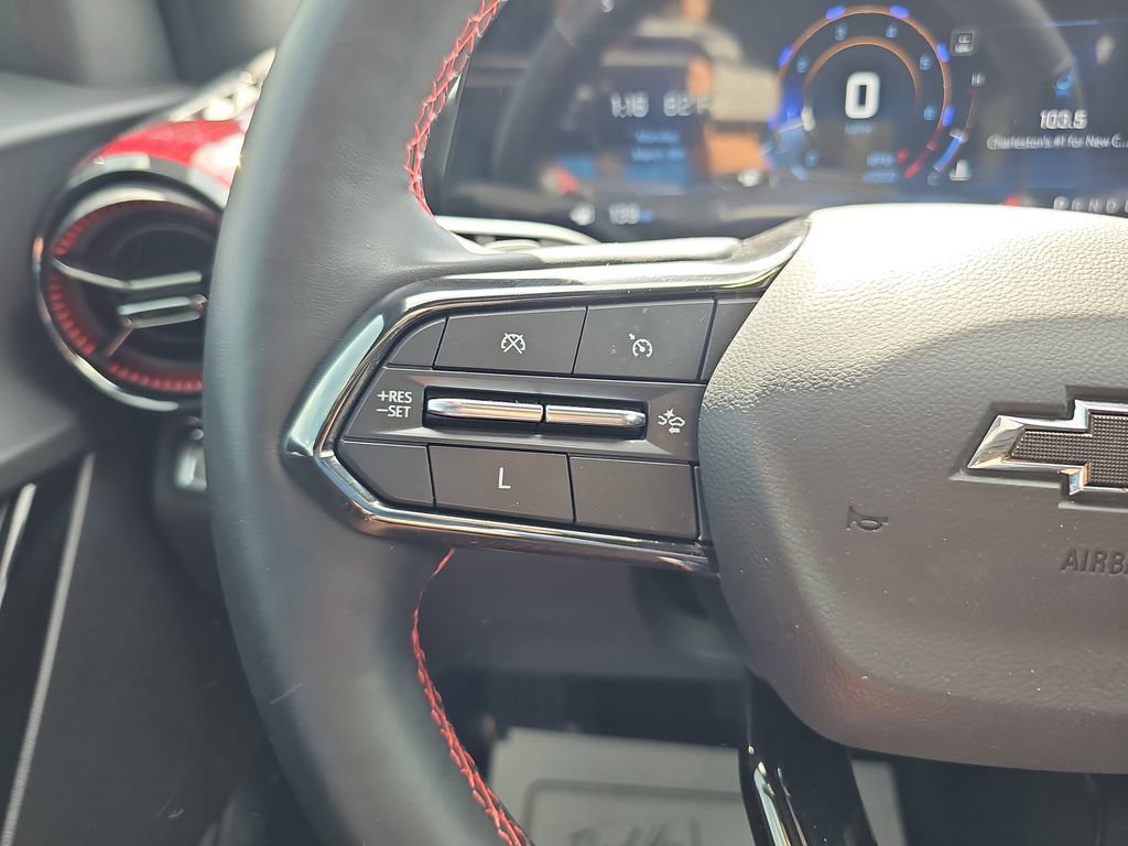 Used 2025 Chevrolet Equinox RS w/ Safety and Technology Package image 21