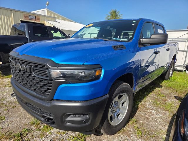 Used 2025 RAM 1500 Tradesman AWD/4WD image 3