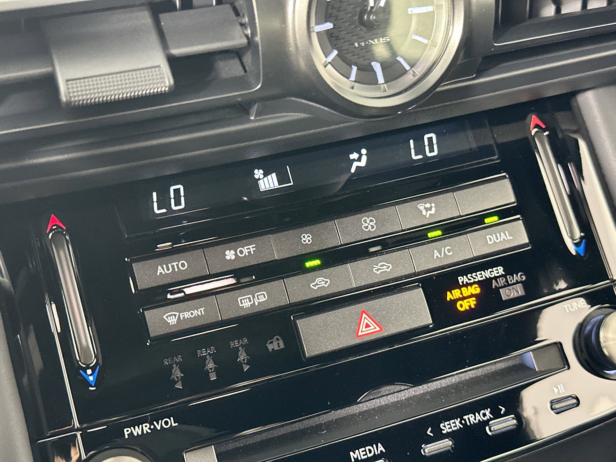 Used 2024 Lexus IS 300 w/ Premium Package image 15