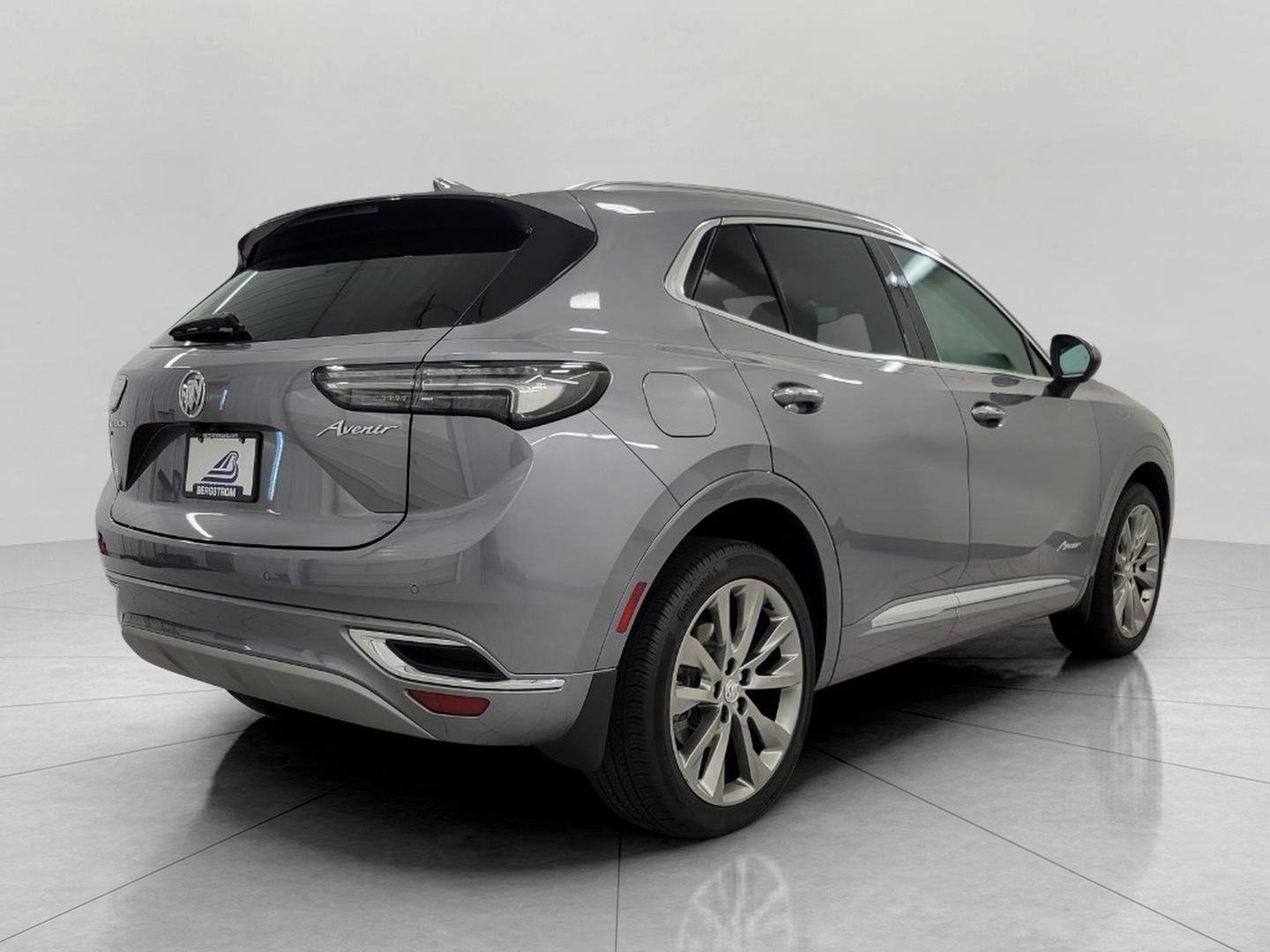 Used 2022 Buick Envision Avenir w/ Safety Package image 21
