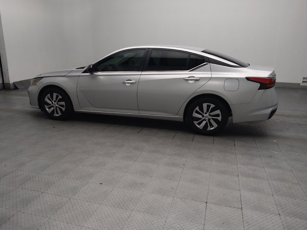 Used 2024 Nissan Altima 2.5 S FWD image 3