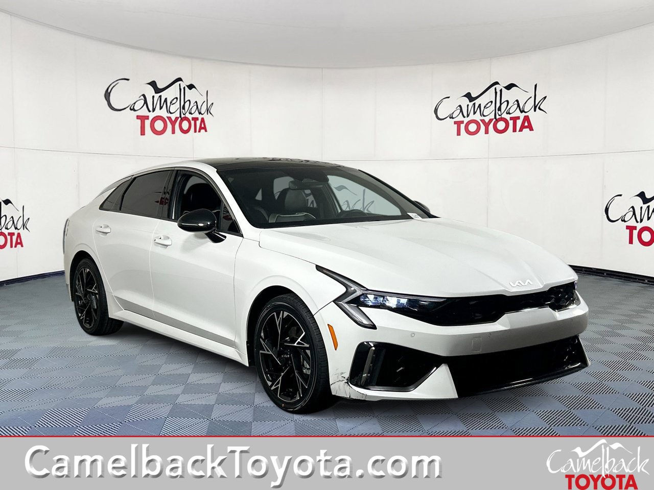 Used 2025 Kia K5 GT-Line w/ GT-Line Premium Package FWD image 1