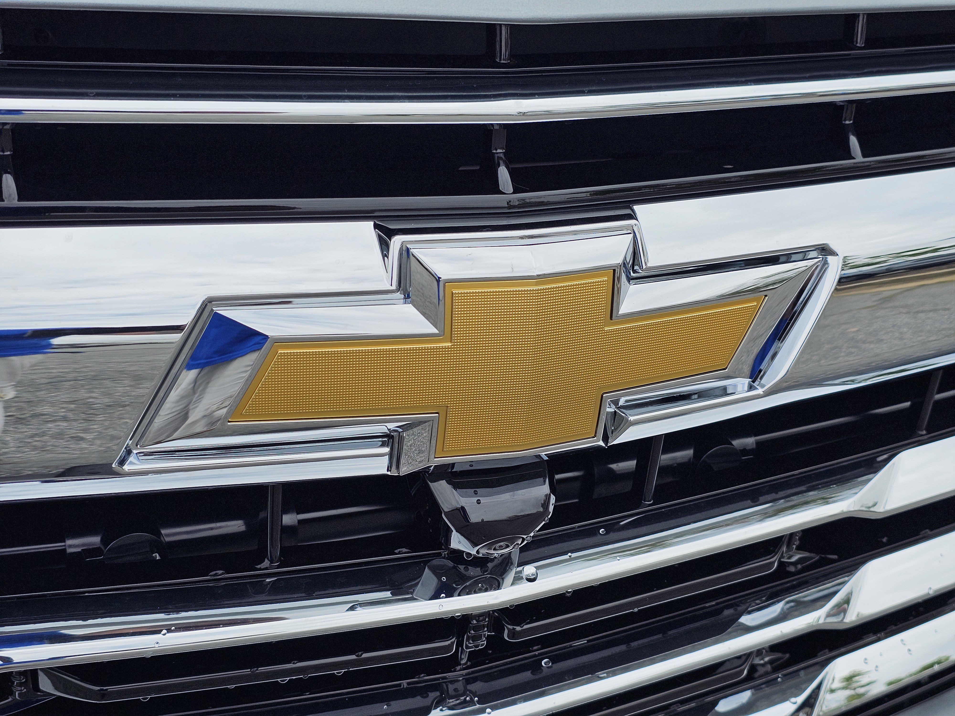 New 2026 Chevrolet Suburban LT w/ Comfort Package image 38