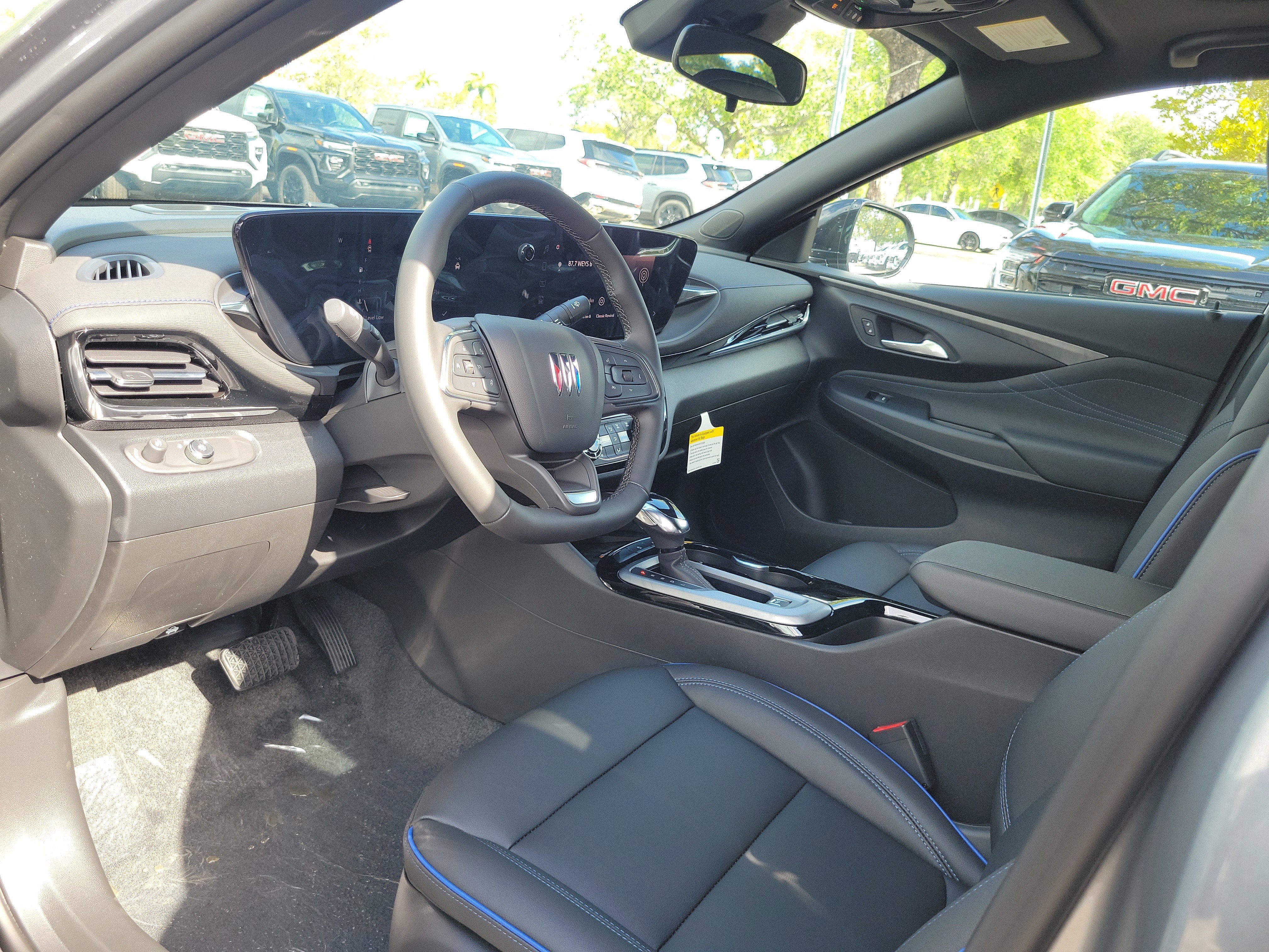New 2026 Buick Envista Sport Touring w/ Convenience I Package FWD image 8