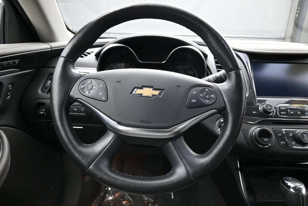 Used 2017 Chevrolet Impala Premier w/ Enhanced Convenience Package FWD image 13