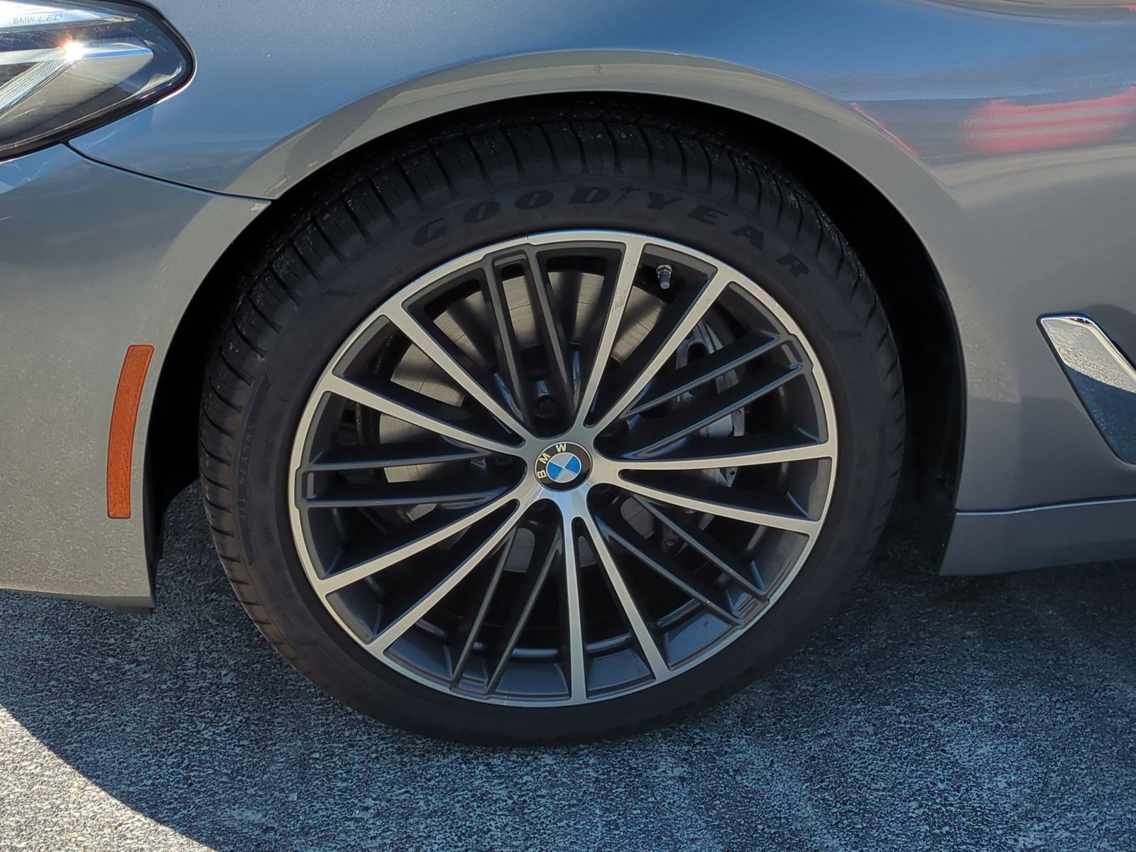 Certified 2023 BMW 540i xDrive 540i xDrive w/ Executive Package image 12