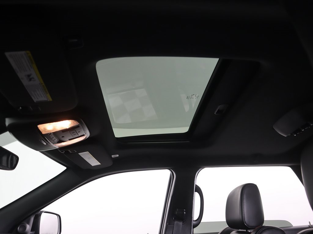 Used 2024 Dodge Durango R/T image 24