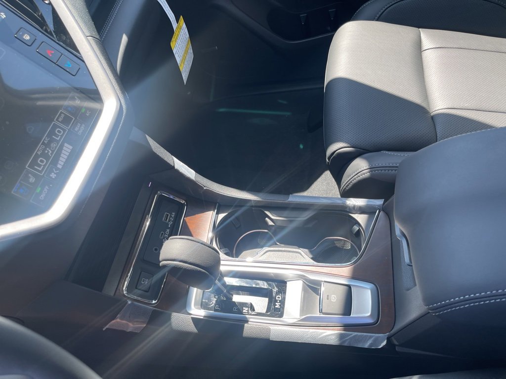 Used 2025 Subaru Ascent Touring image 37