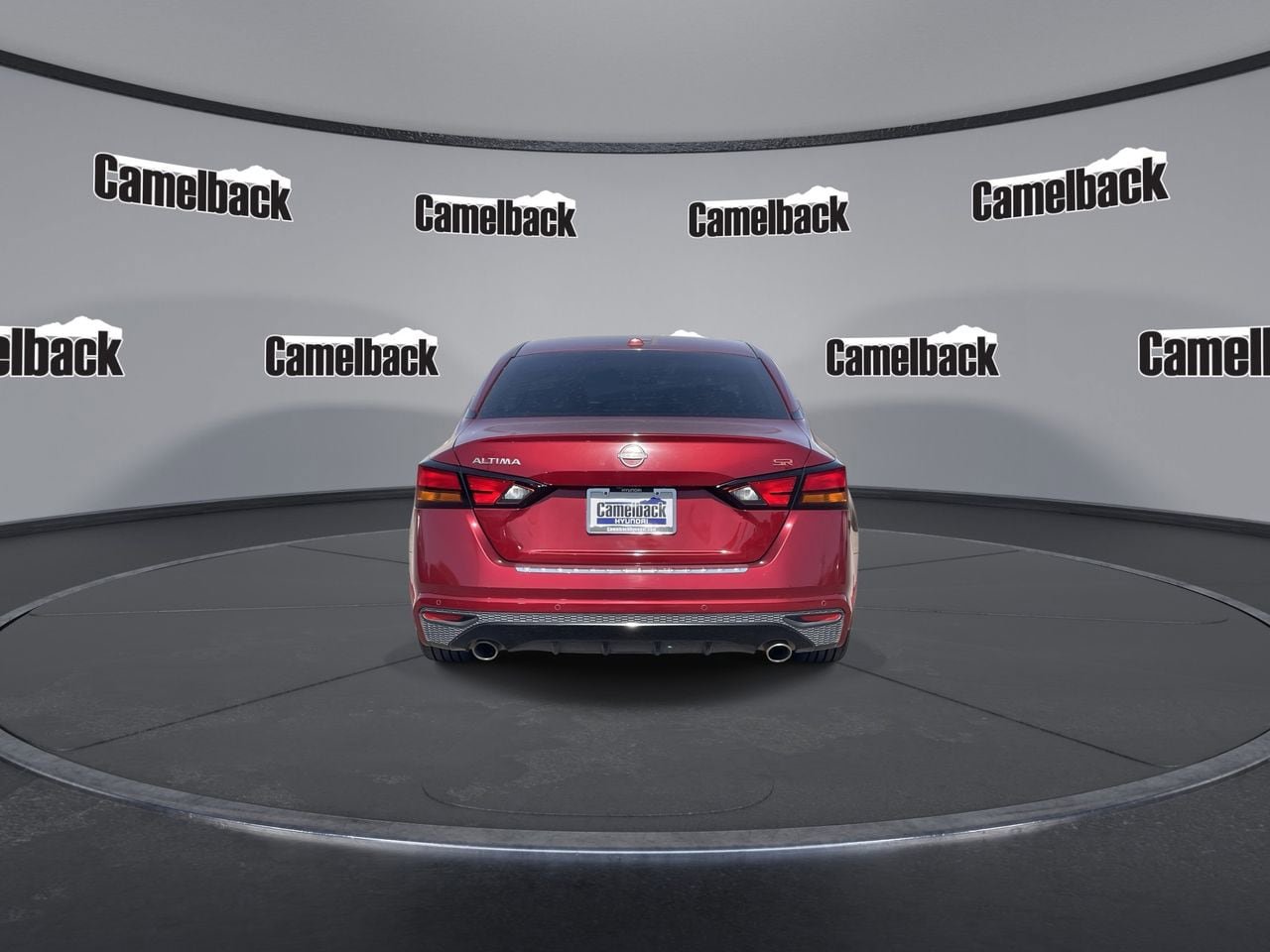 Used 2023 Nissan Altima 2.5 SR FWD image 6
