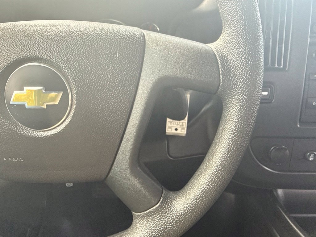 Used 2025 Chevrolet Express 3500 LT w/ LT Preferred Equipment Group RWD image 22