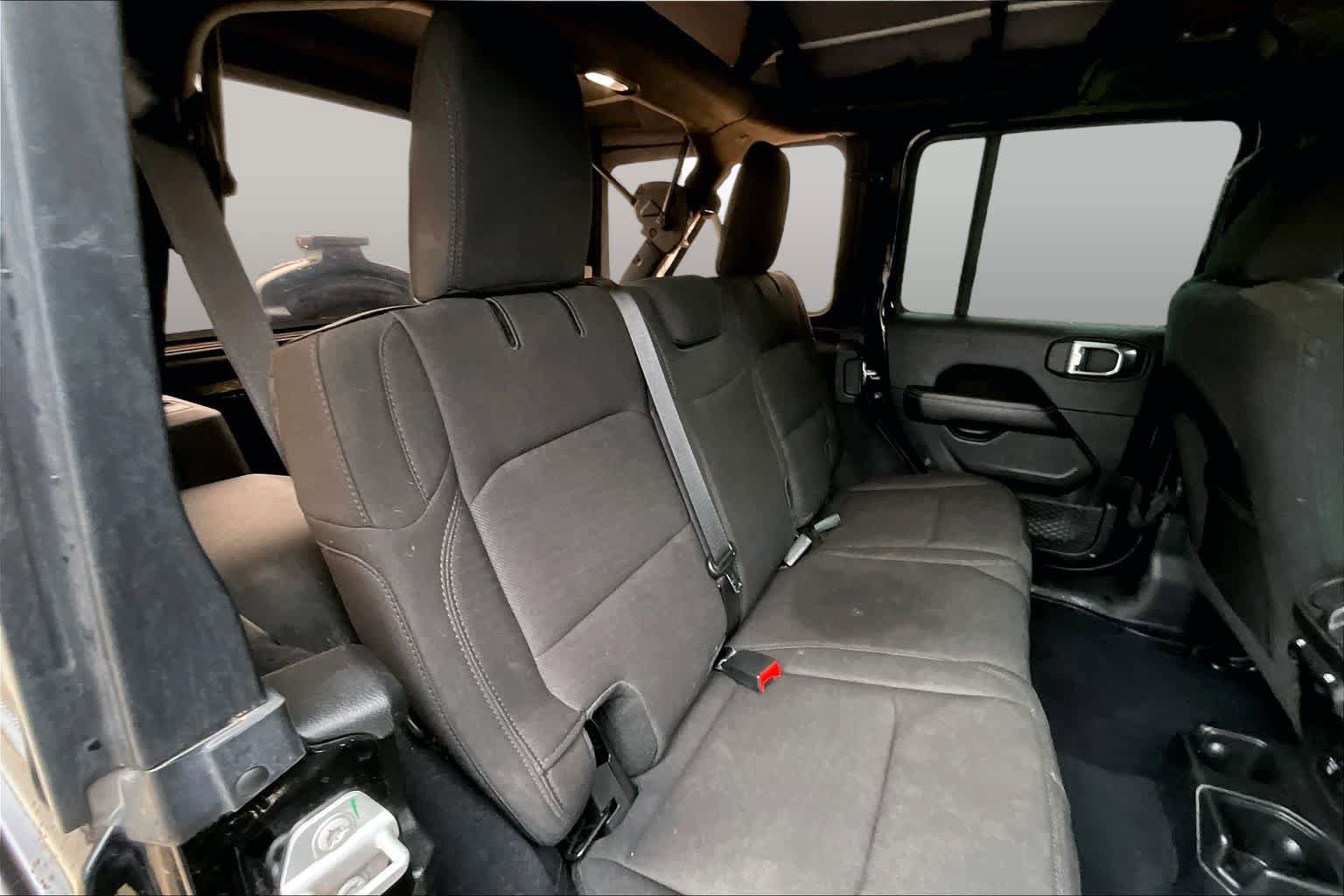 Certified 2023 Jeep Wrangler Unlimited Sahara AWD/4WD image 21