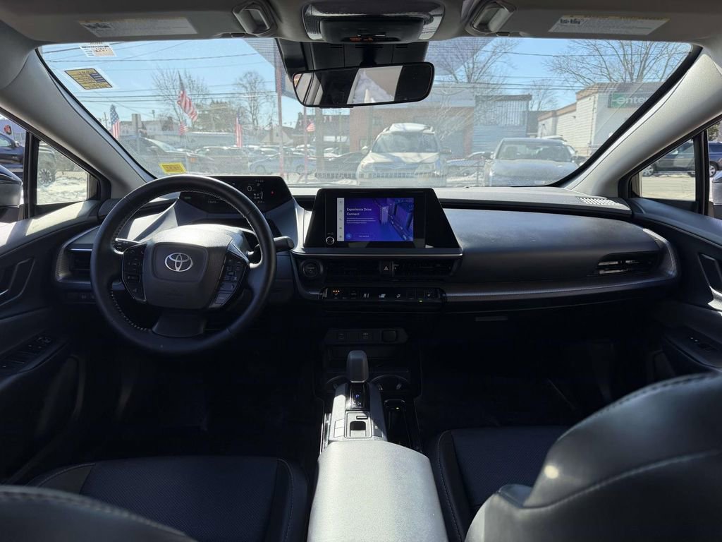 Used 2024 Toyota Prius XLE image 16