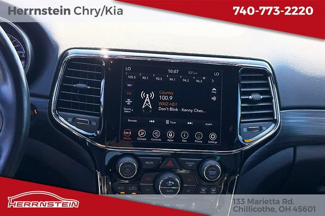 Used 2021 Jeep Grand Cherokee Laredo X AWD/4WD image 9