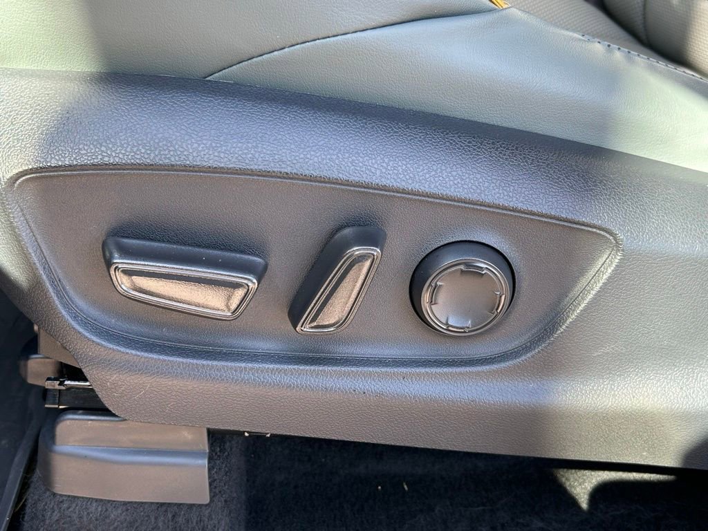 Used 2025 Toyota Tacoma Trailhunter image 20