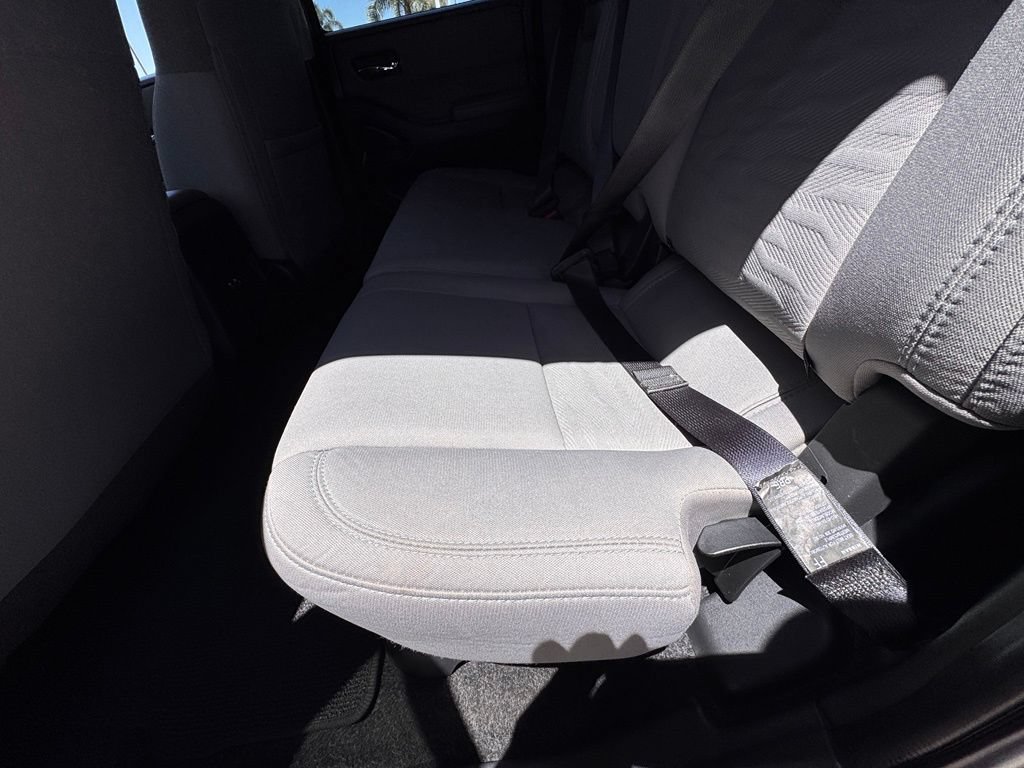 Certified 2023 Nissan Frontier SV w/ Technology Package RWD image 21