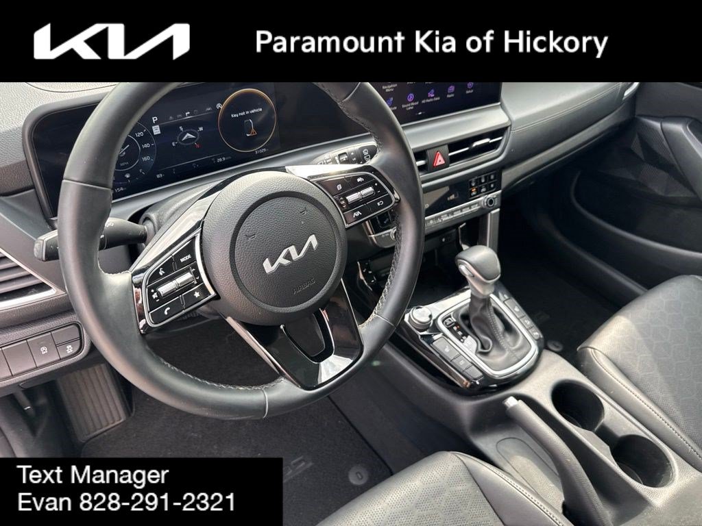 Used 2025 Kia Seltos EX FWD image 21