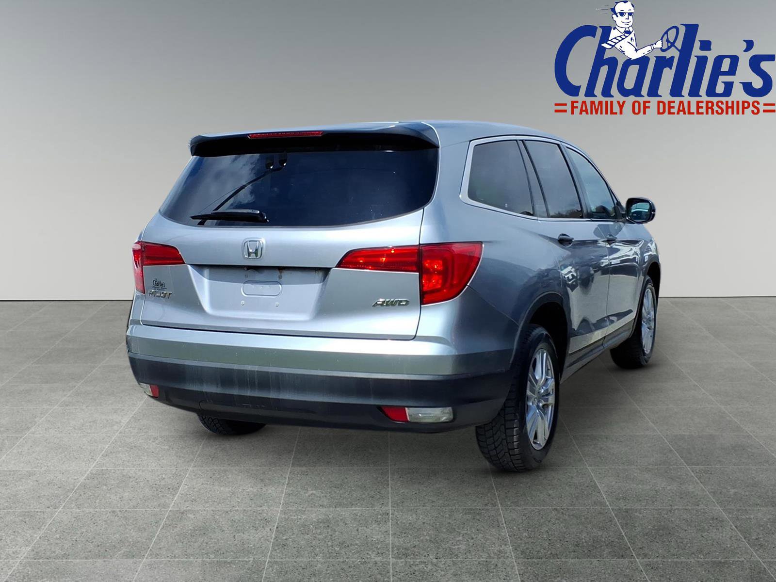 Used 2018 Honda Pilot LX image 4