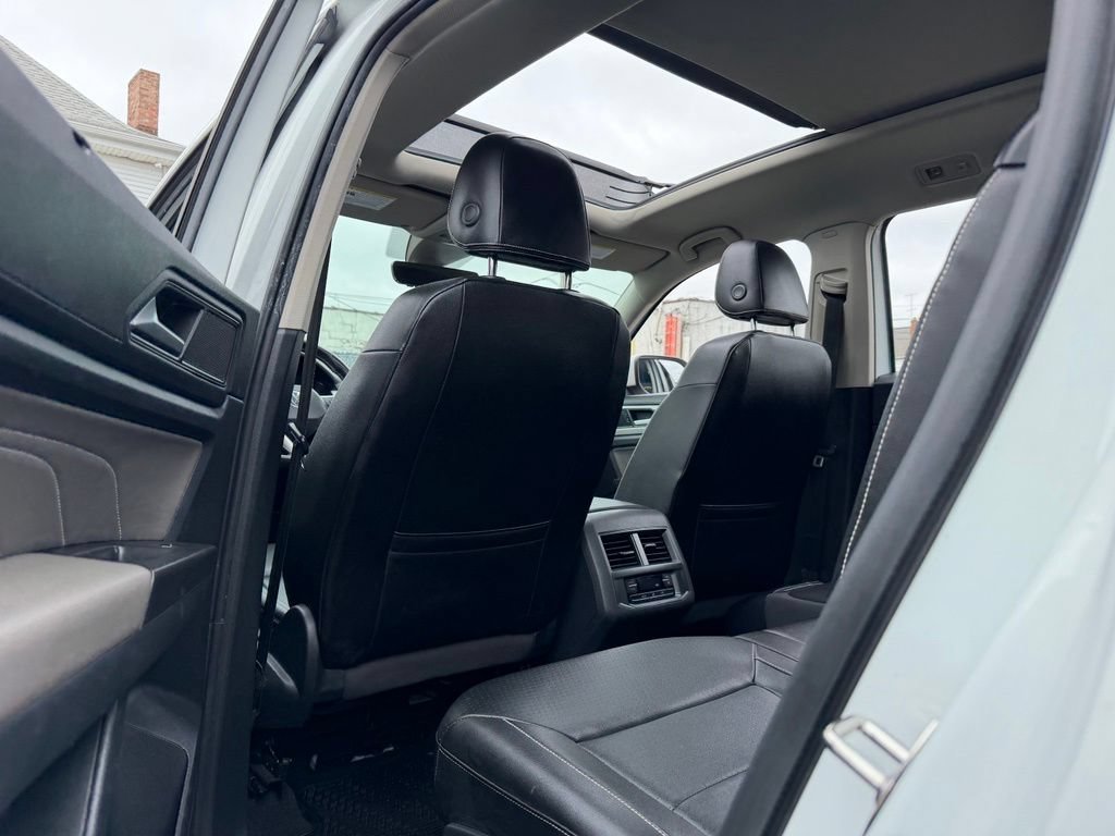 Used 2022 Volkswagen Atlas SEL AWD/4WD image 19