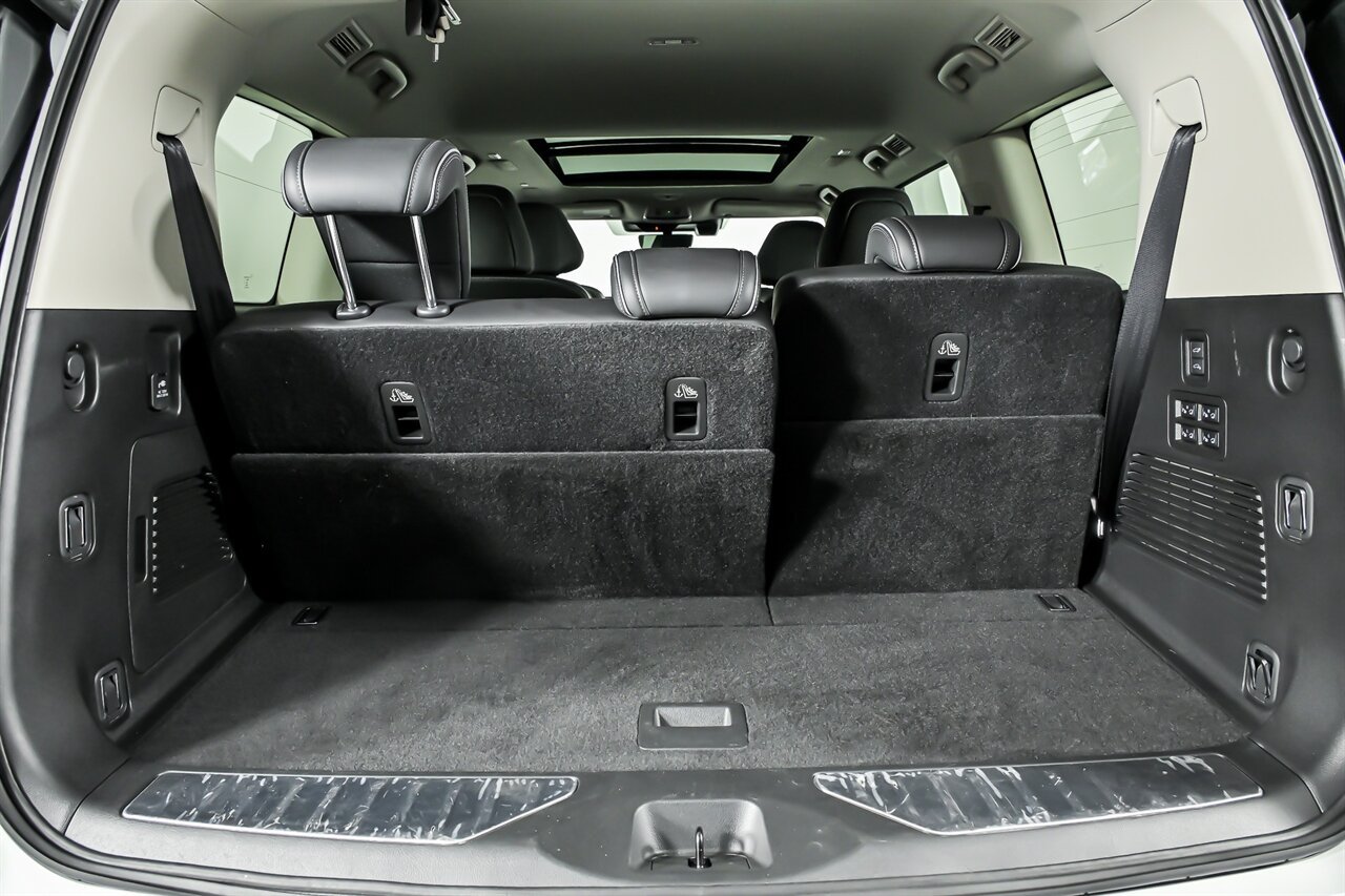 Used 2025 INFINITI QX80 Sensory AWD/4WD image 11