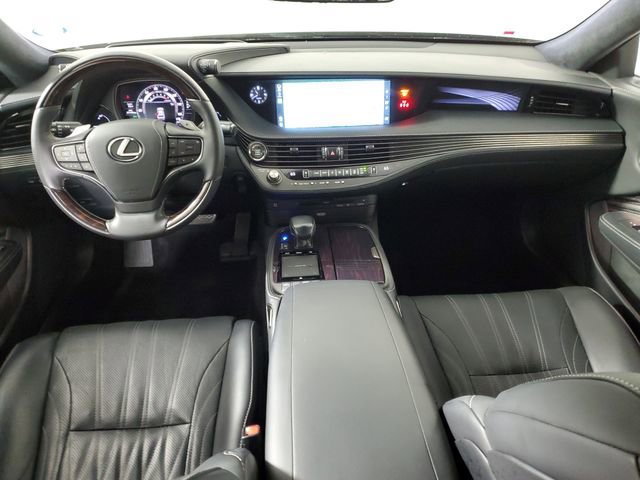 Used 2020 Lexus LS 500 w/ Interior Upgrade Package image 15