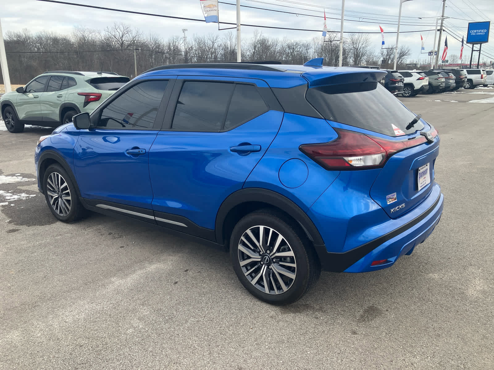 Used 2024 Nissan Kicks SR image 5
