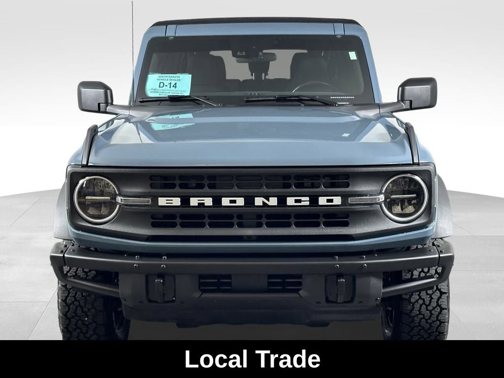 Used 2022 Ford Bronco Black Diamond image 3