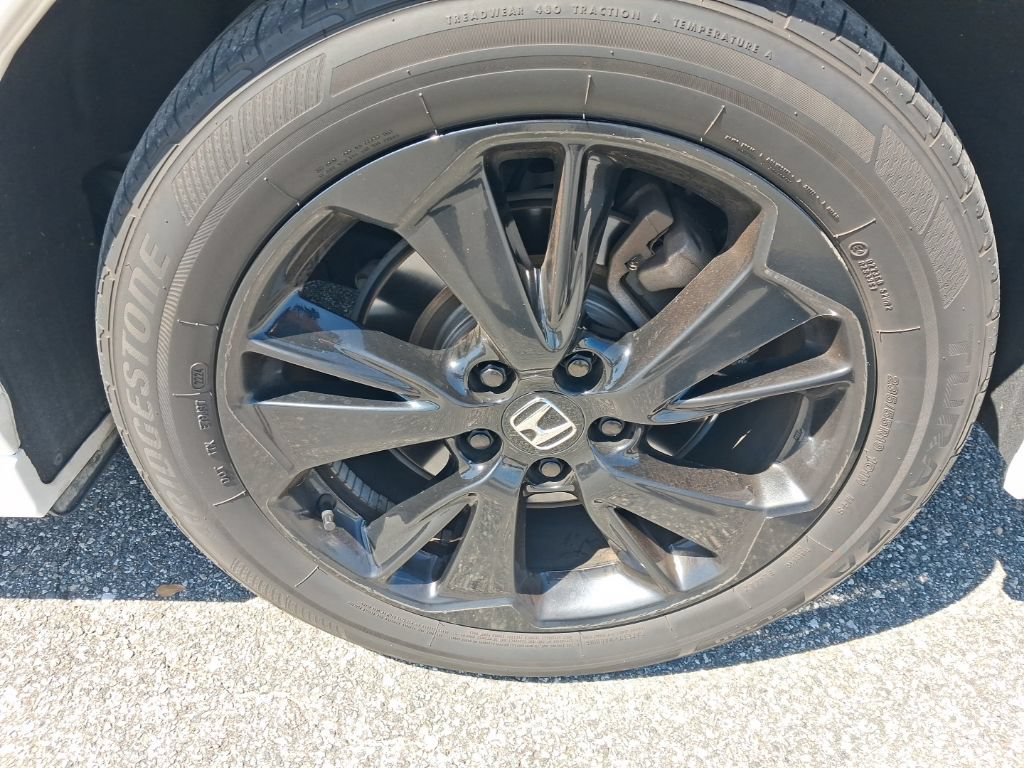 Certified 2024 Honda Odyssey Sport image 12