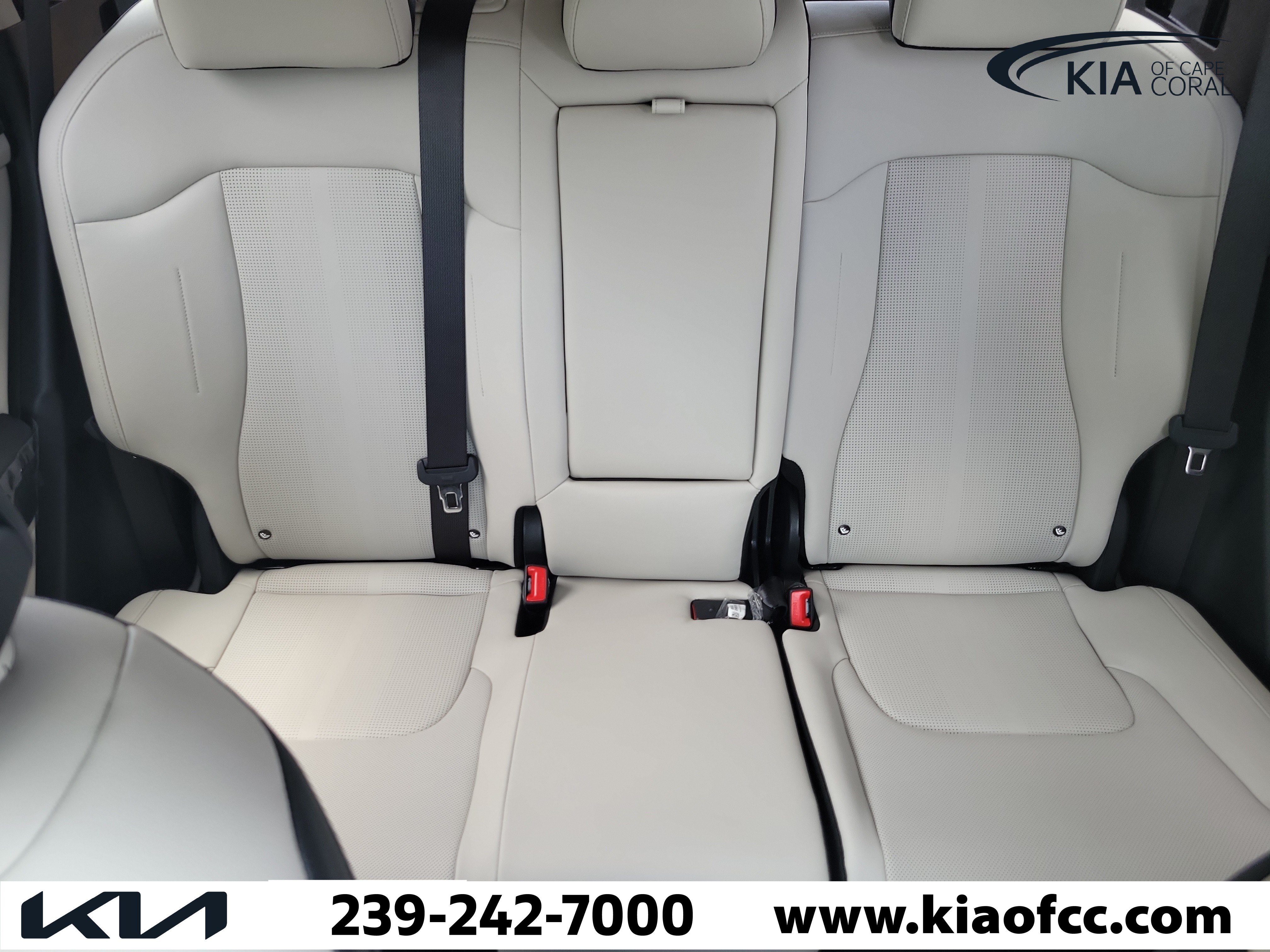 New 2026 Kia Sportage EX FWD image 30
