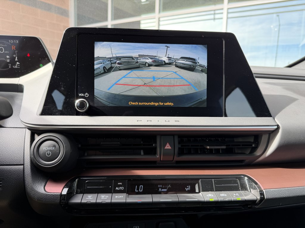 Used 2023 Toyota Prius Prime SE image 17