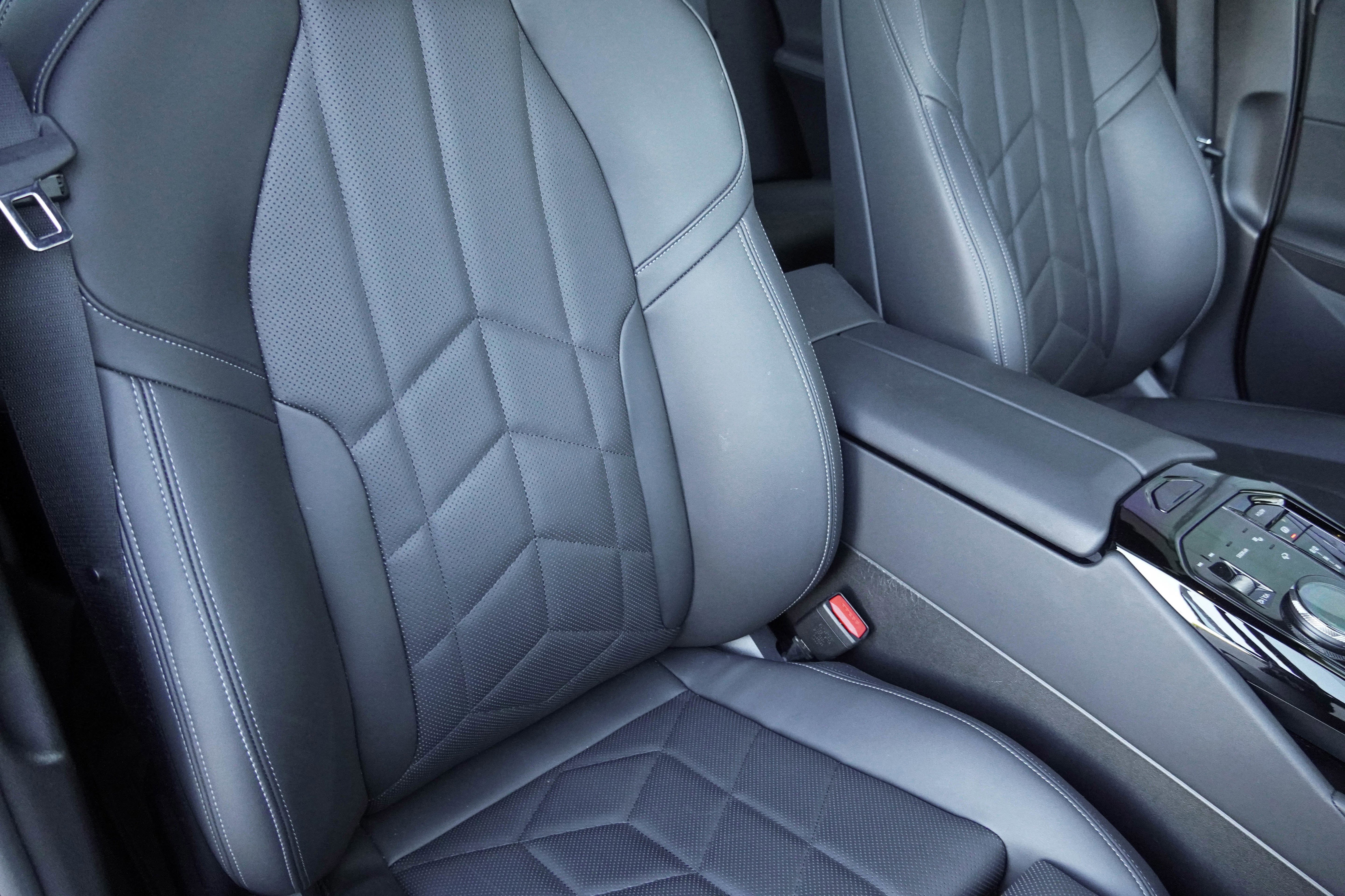 Used 2024 BMW i5 eDrive40i w/ M Sport Package image 13