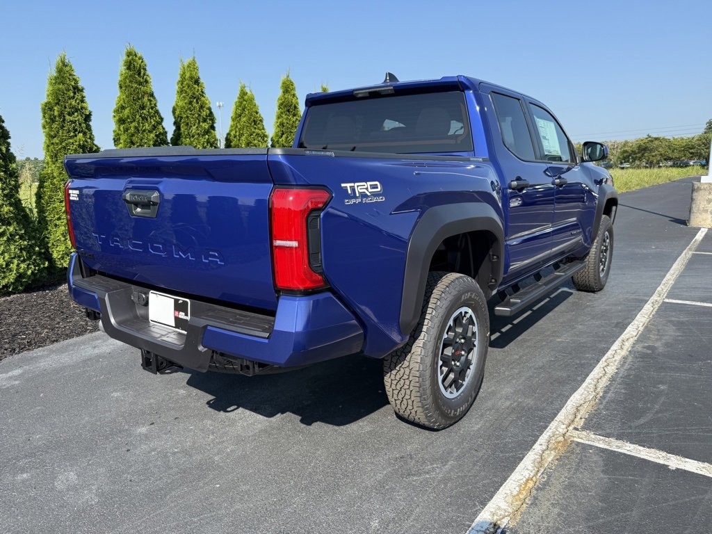 New 2025 Toyota Tacoma TRD Off-Road image 2