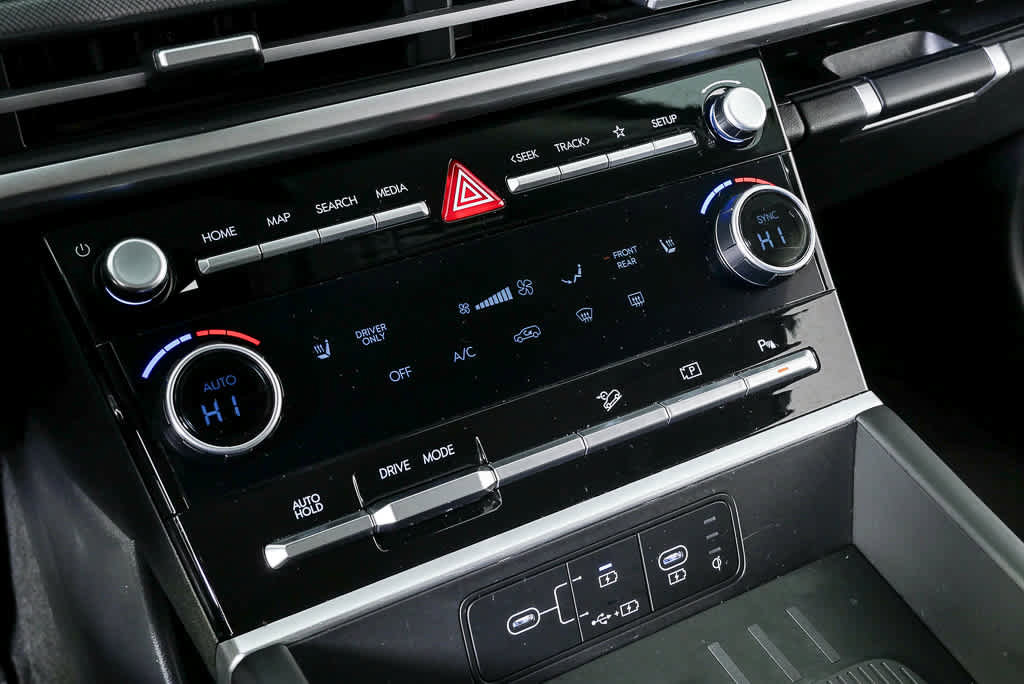 Certified 2024 Hyundai Santa Fe SEL image 15