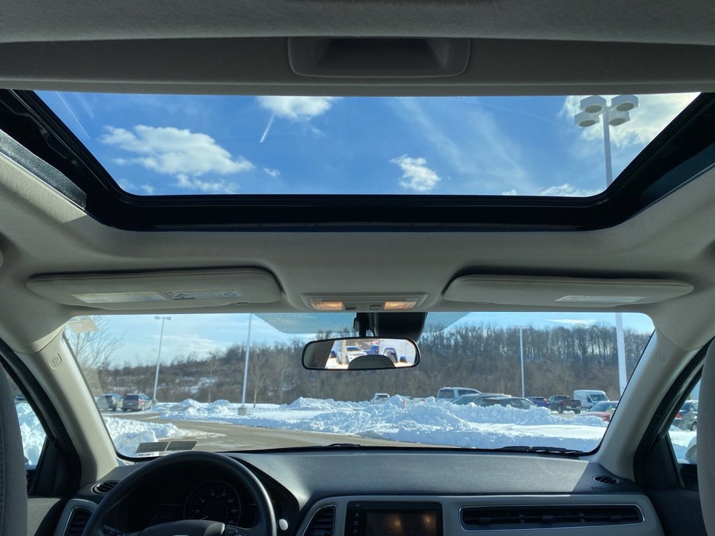 Used 2022 Honda HR-V EX image 20