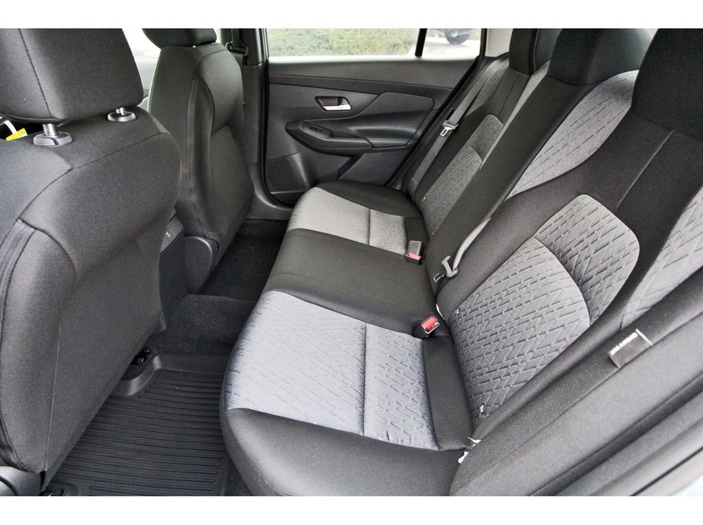 New 2026 Nissan Sentra SV w/ SV Convenience Package FWD image 7