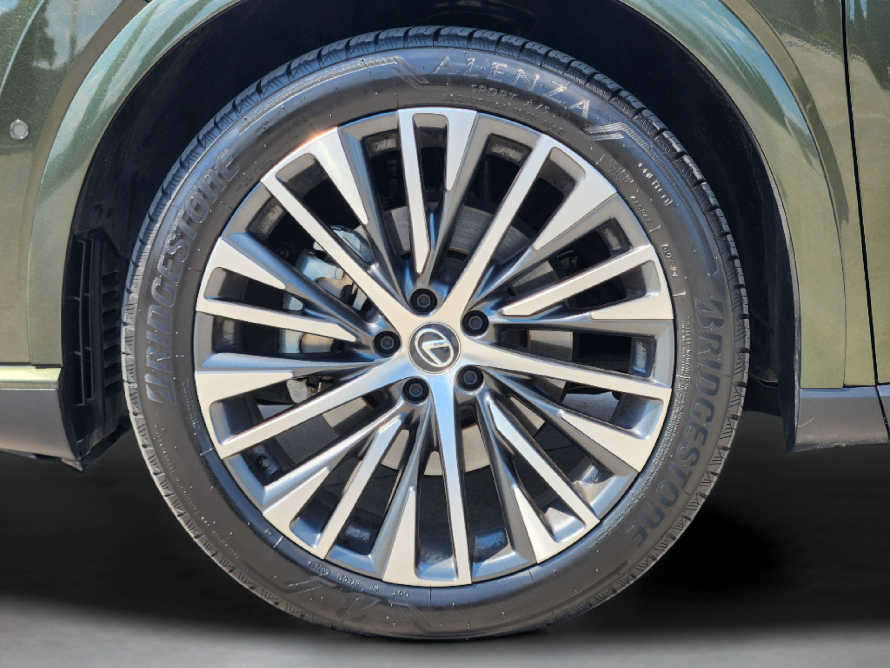 Used 2025 Lexus RX 350 Premium Plus w/ Convenience Package FWD image 39