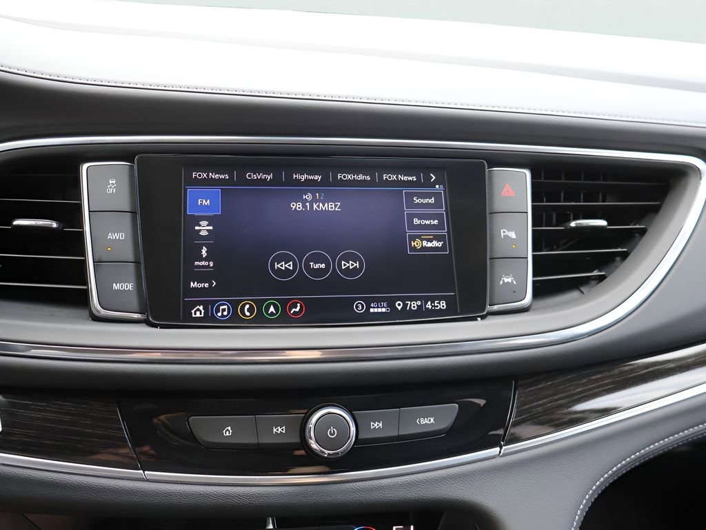 Used 2020 Buick Enclave Avenir w/ Avenir Technology Package image 23