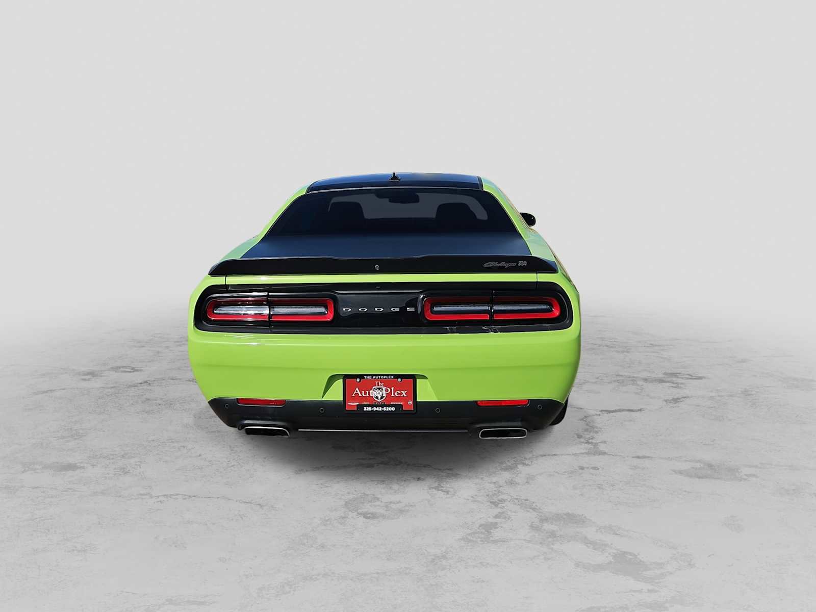 Used 2023 Dodge Challenger R/T w/ T/A Package image 7