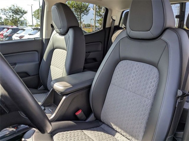 Used 2022 Chevrolet Colorado Z71 image 25