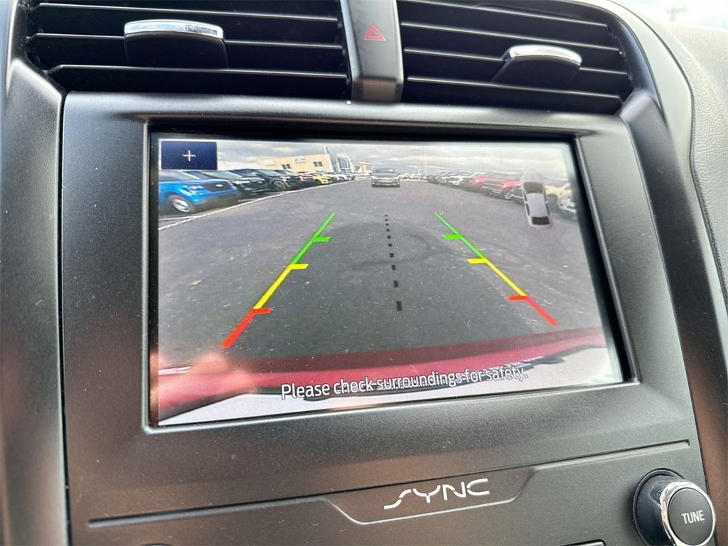 Used 2019 Ford Fusion SE w/ Equipment Group 151A image 14