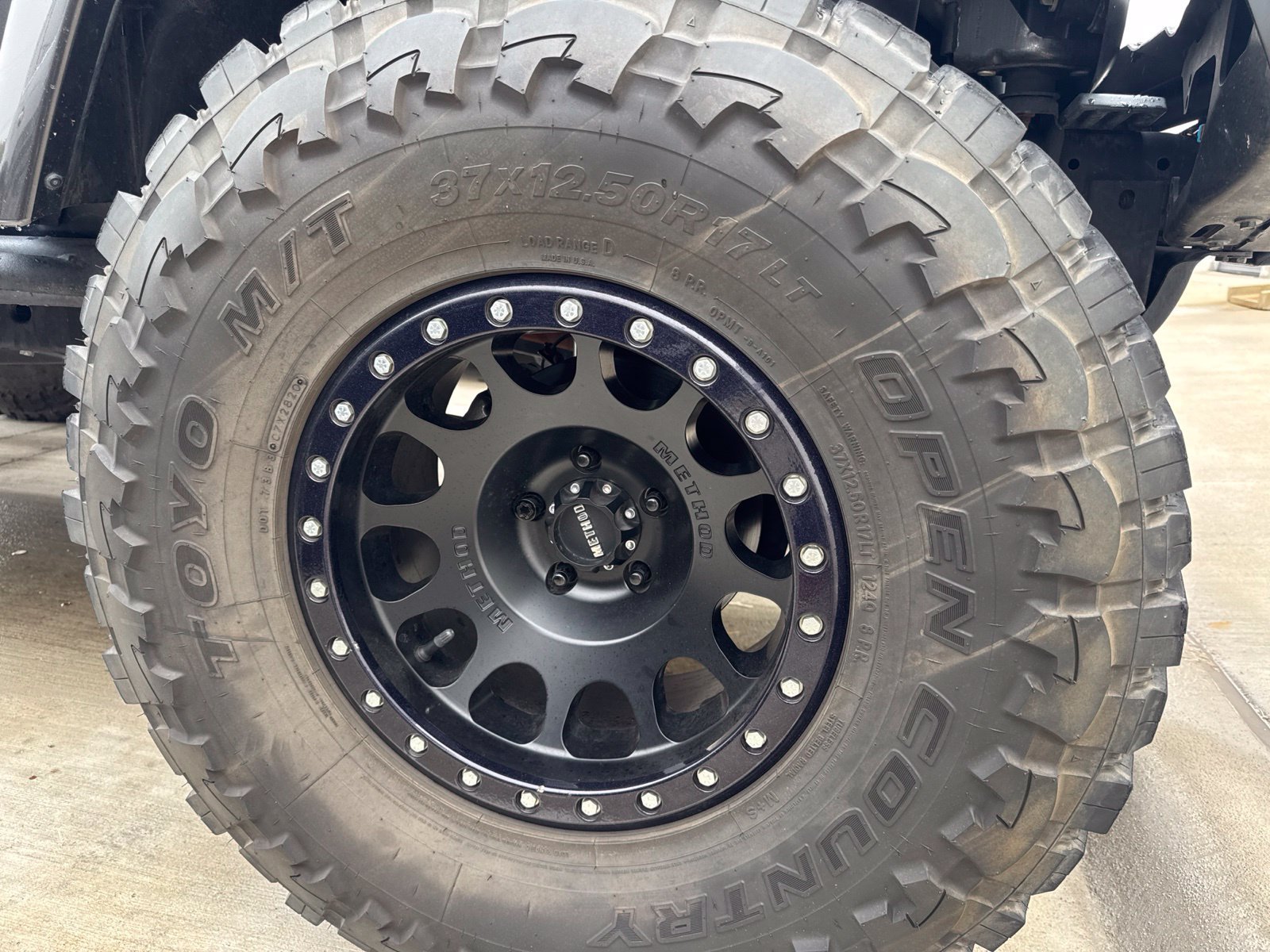 Used 2018 Jeep Wrangler Sport AWD/4WD image 18