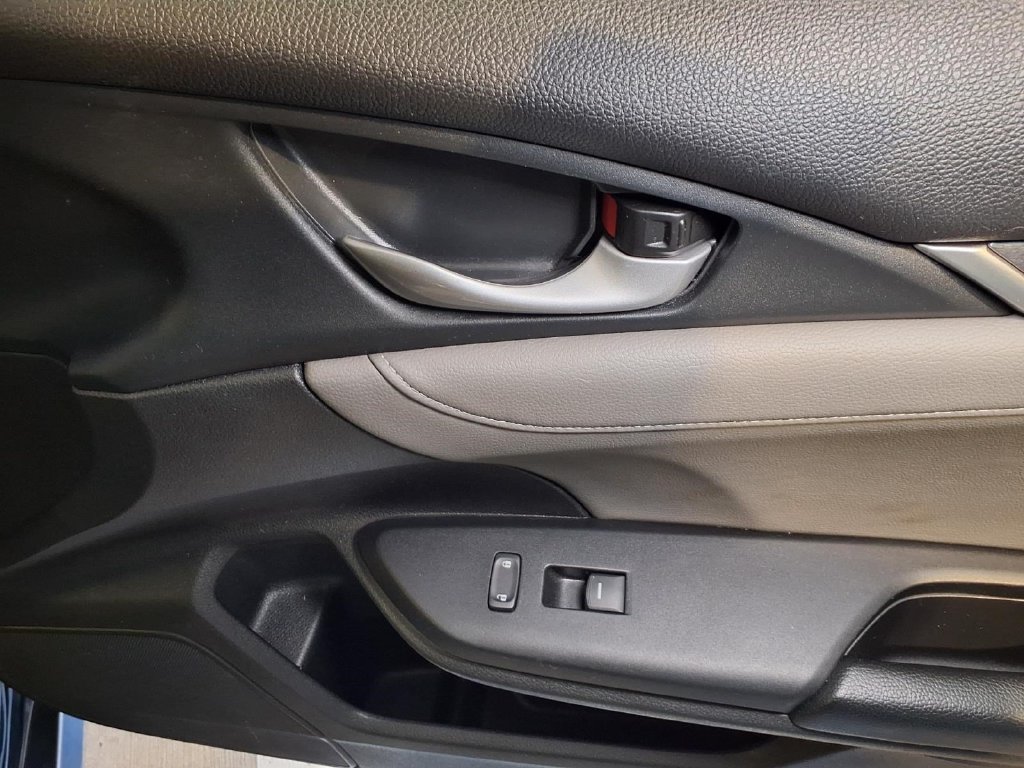 Used 2017 Honda Civic EX-L image 28