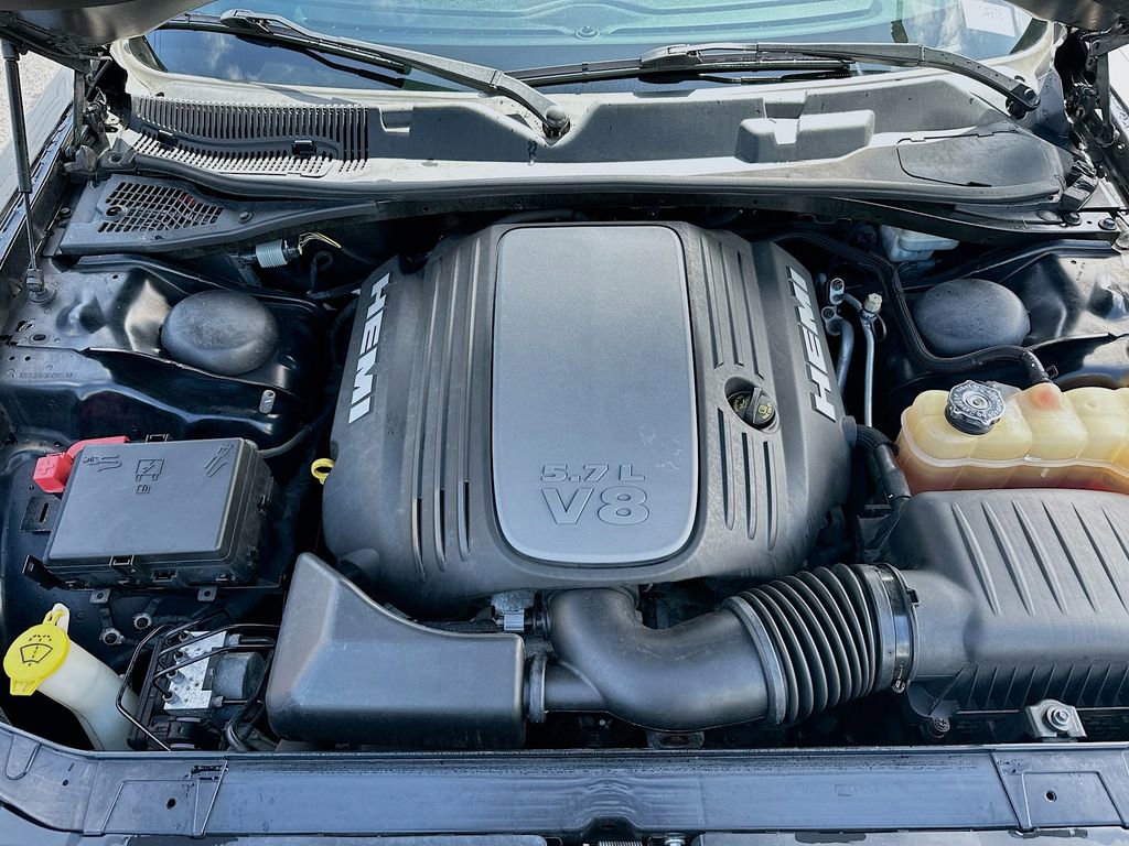 Used 2015 Dodge Challenger R/T w/ Quick Order Package 22B R/T image 33