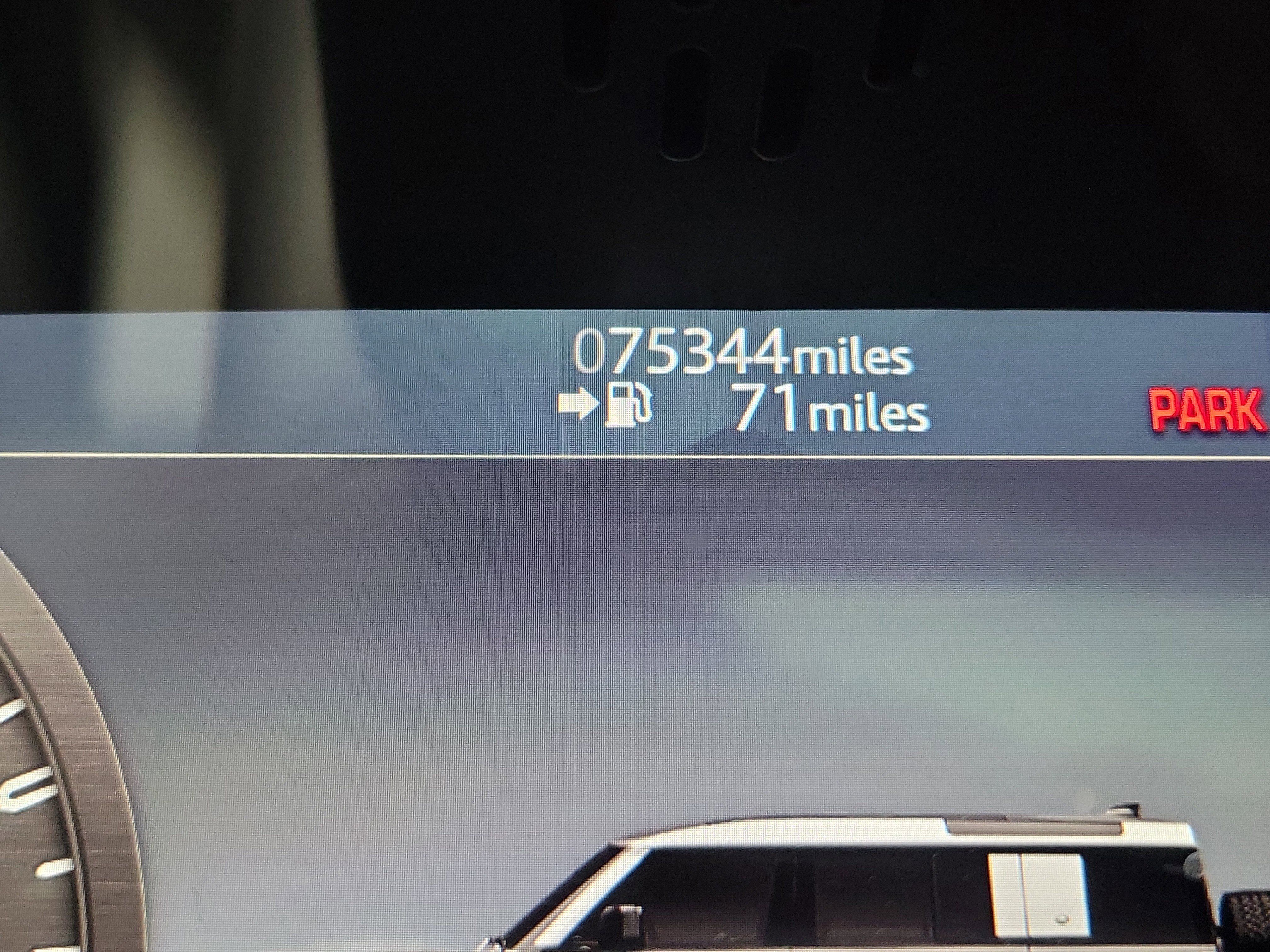 Used 2020 Land Rover Defender 110 SE image 27