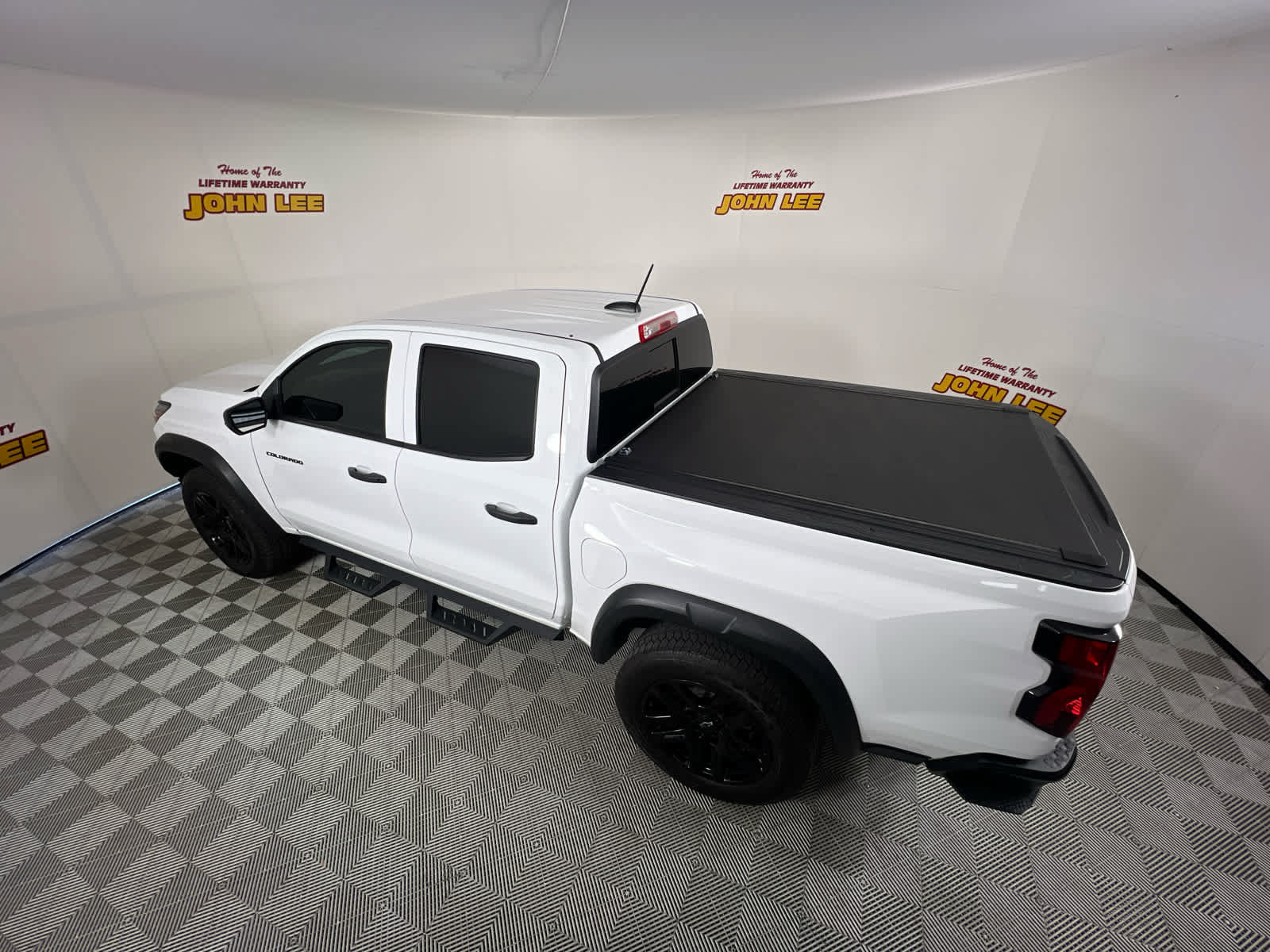 Used 2024 Chevrolet Colorado Trail Boss w/ Advanced Trailering Package AWD/4WD image 13