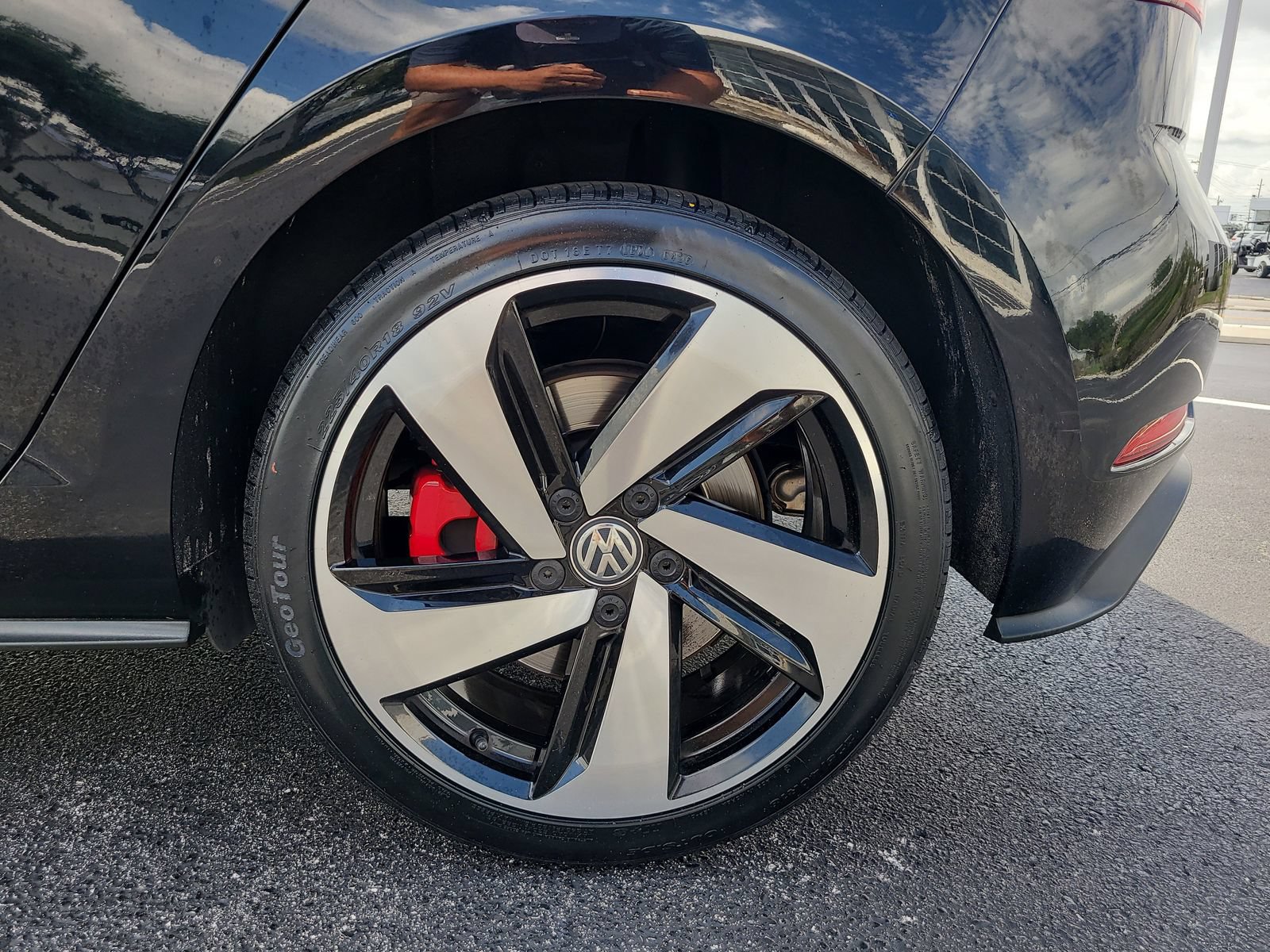 Used 2021 Volkswagen Golf 4-Door FWD image 6