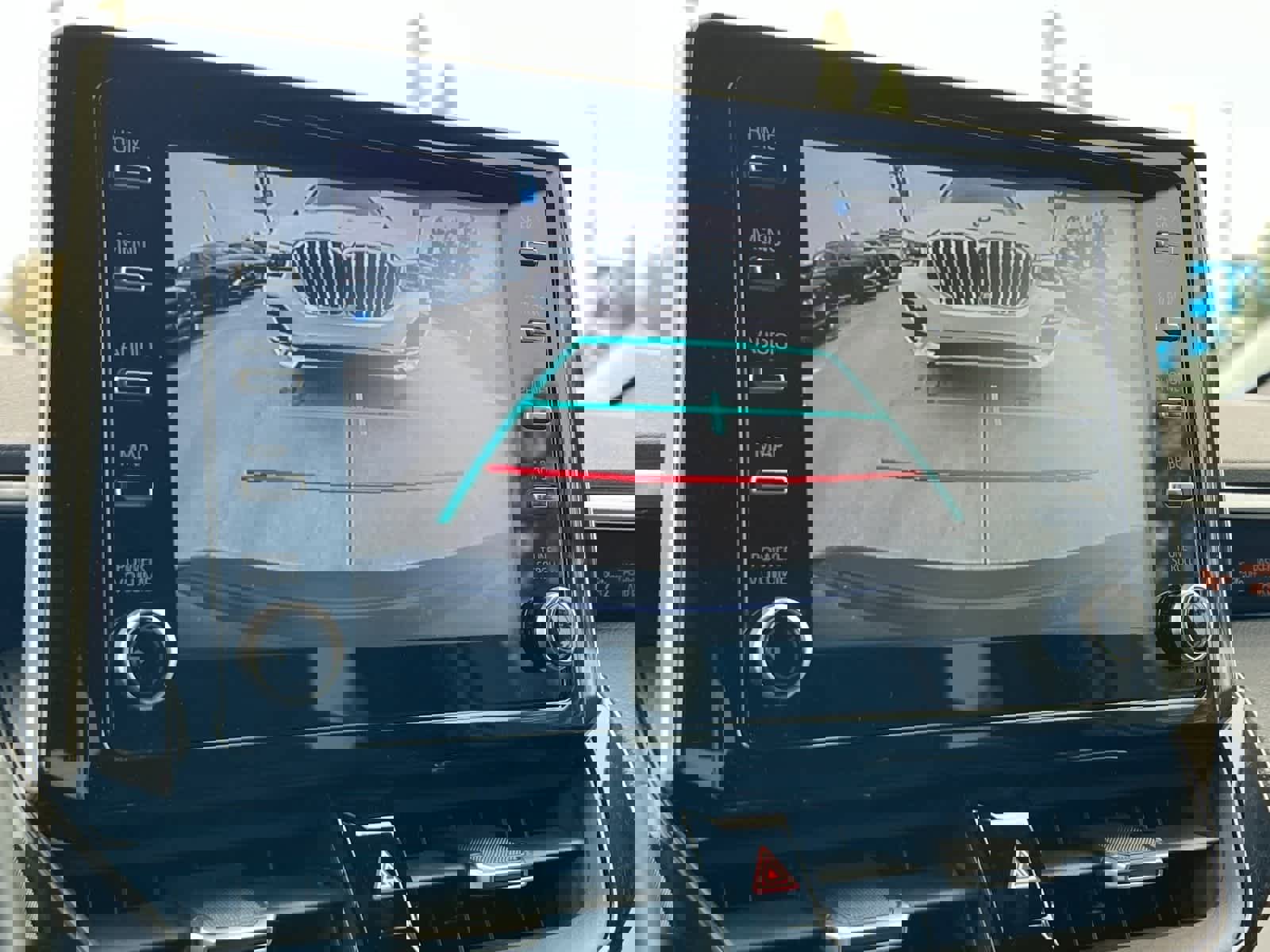 Used 2020 Toyota Corolla SE image 18