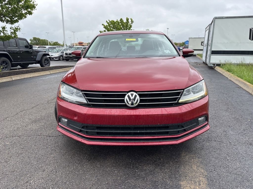 Used 2017 Volkswagen Jetta SEL FWD image 2