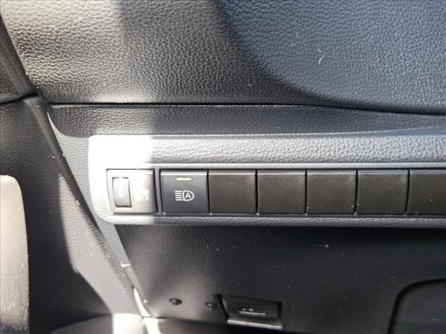 Used 2020 Toyota Corolla LE w/ LE Premium Package FWD image 15