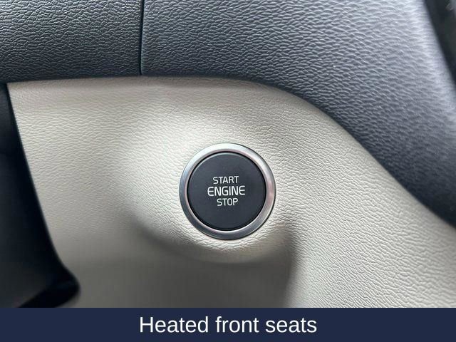 New 2025 Volvo XC40 B5 Ultra w/ Protection Package Premier image 30